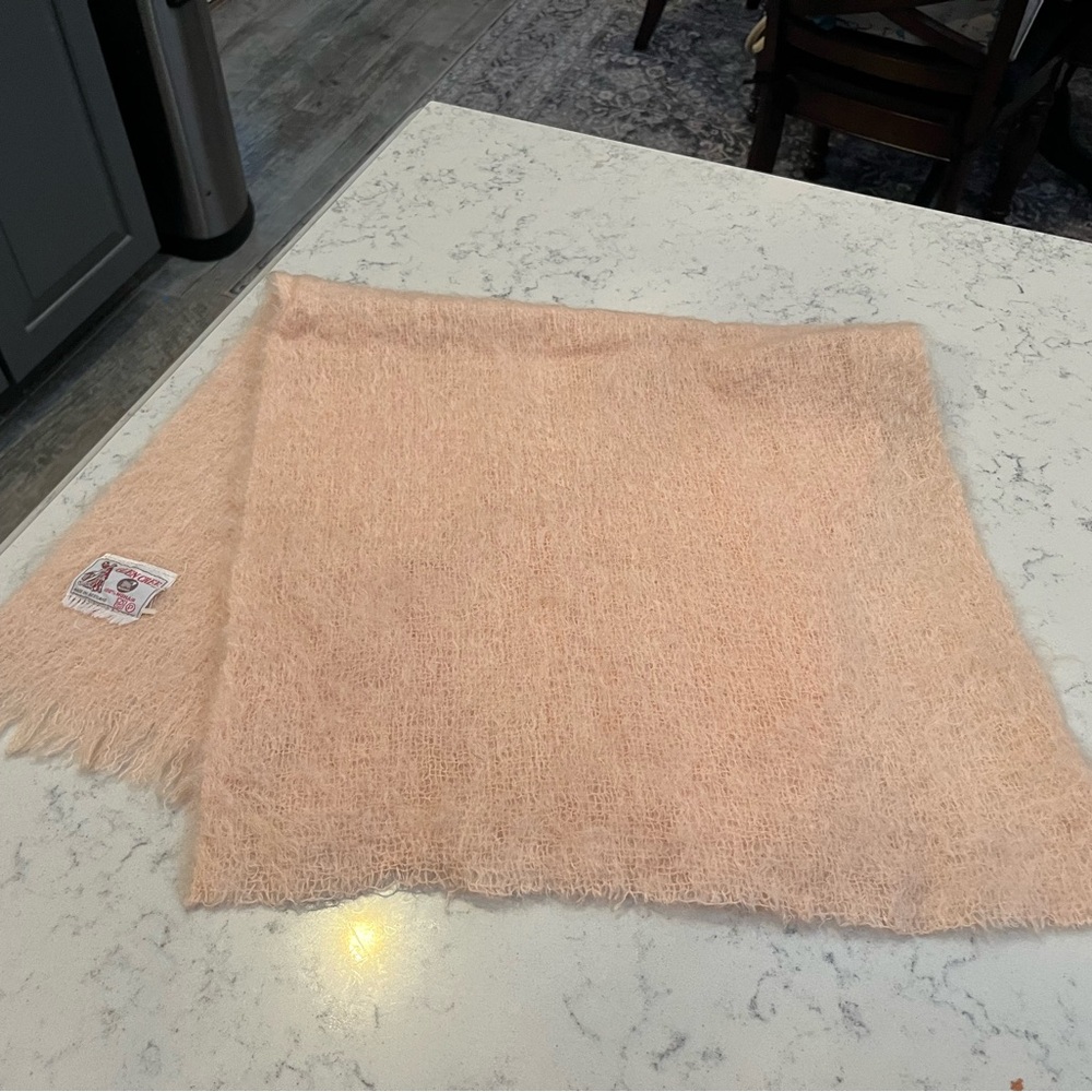 Glen Cree 100% Mohair Peach Scarf
